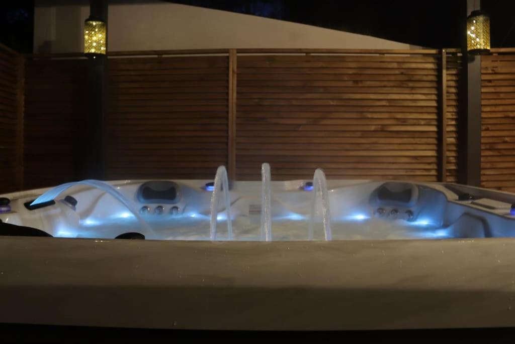 Spa & Serenite, Aux Portes De Disney Et De Paris Villiers-sur-Morin Zewnętrze zdjęcie